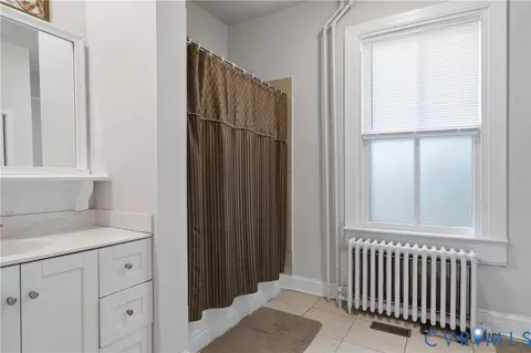 Bath - 3405 E Broad Rock Rd, Richmond, VA 23224 photo 2 of 4