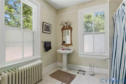Bath - 3405 E Broad Rock Rd, Richmond, VA 23224 photo 4 of 4