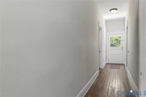 Entry Way - 3405 E Broad Rock Rd, Richmond, VA 23224 photo 2 of 2
