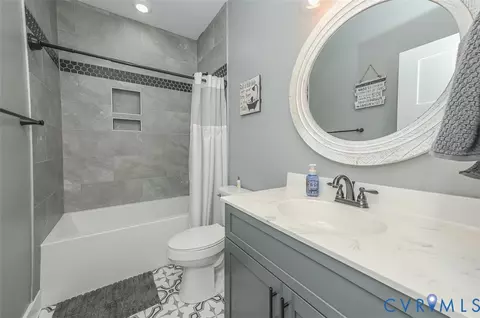 Bath - 8470 Elysium Dr, Lanexa, VA 23089 photo 2 of 7