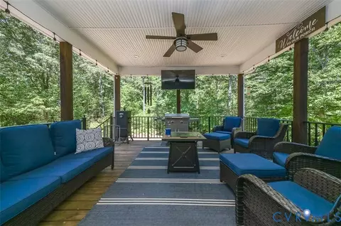 Exterior - 8470 Elysium Dr, Lanexa, VA 23089 photo 2 of 7