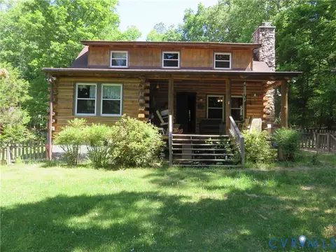 3300 Vaidens Ct, Lanexa, VA 23089