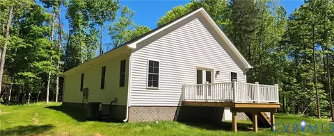 Exterior - 320 Vogel Rd, Cumberland, VA 23040 photo 6 of 7