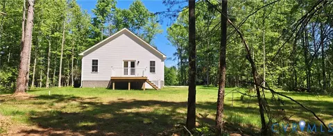Exterior - 320 Vogel Rd, Cumberland, VA 23040 photo 5 of 7