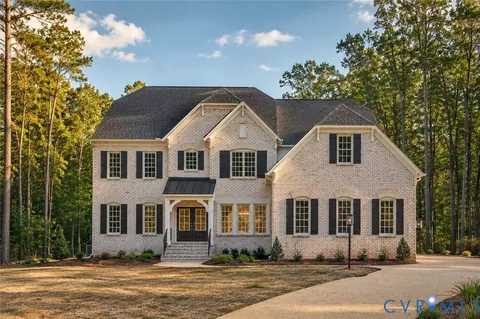 15194 Johns Trace Cir, Montpelier, VA 23192