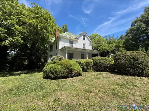 1410 10th St, Victoria, VA 23974