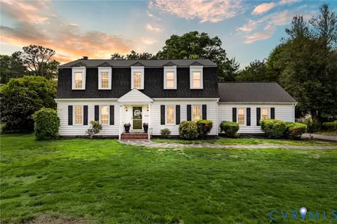 10706 Lunswood Rd, Chester, VA 23831