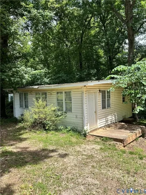 2609 Mountain View Rd, Powhatan, VA 23139