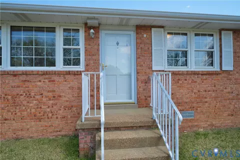 Exterior - 2601 Bertram Rd, Richmond, VA 23224 photo 3 of 10