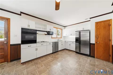 Kitchen - 2601 Bertram Rd, Richmond, VA 23224 photo 2 of 5