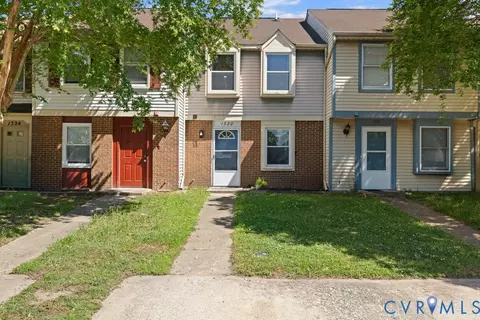 1320 Vanasse Ct, Hampton, VA 23666