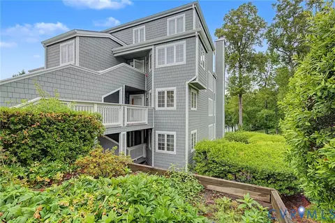 36 Spinnaker Cove Dr, Midlothian, VA 23112