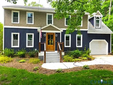 120 Lakeside Dr, Colonial Heights, VA 23834