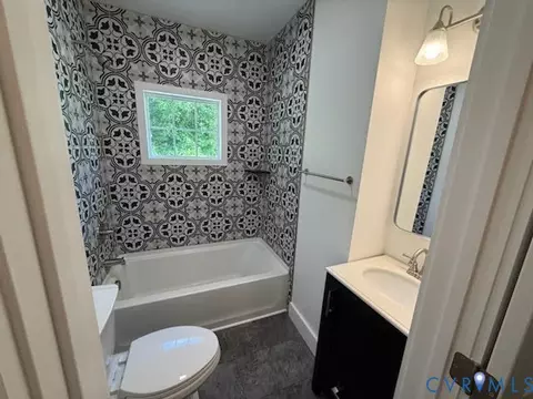 Bath - 1811 S Waterside Dr, Lanexa, VA 23089 photo 7 of 7