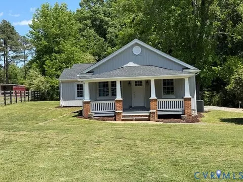 Exterior - 1811 S Waterside Dr, Lanexa, VA 23089 photo 4 of 9