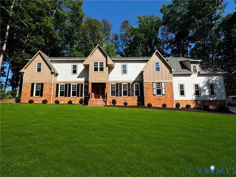 403 Berwickshire Dr, Henrico, VA 23229
