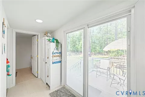 1675 Daniel Ave, North, VA 23128 photo 9