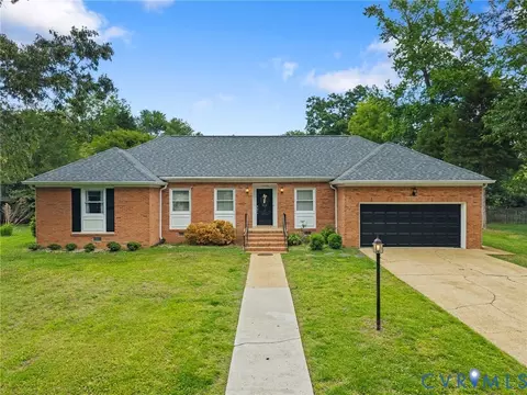 11004 Ironwood Dr, Hopewell, VA 23860
