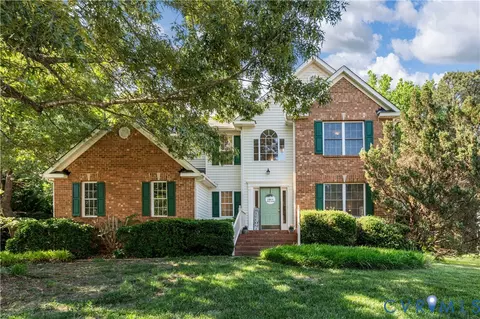 5343 Nairn Ln, Chester, VA 23831