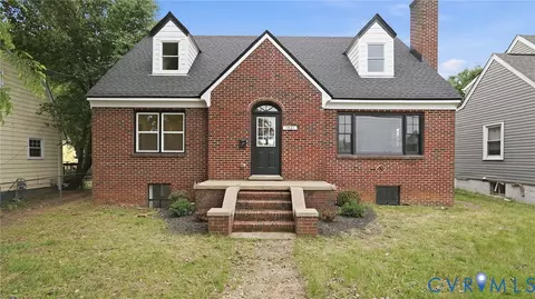 1501 Dixon St, Fredericksburg, VA 22401