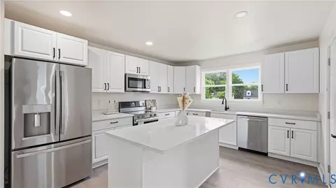 1501 Dixon St, Fredericksburg, VA 22401
