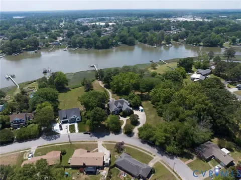 2872 E Point Dr, Chesapeake, VA 23321 photo 19
