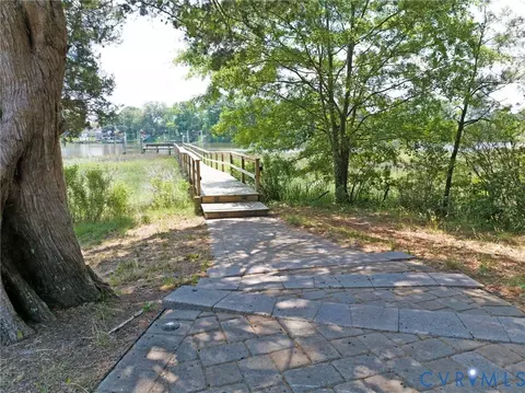 2872 E Point Dr, Chesapeake, VA 23321 photo 82