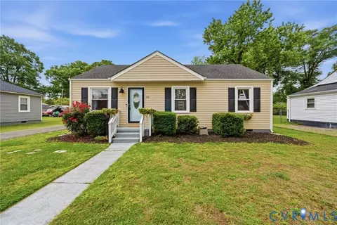 23 Huntsman Rd, Sandston, VA 23150