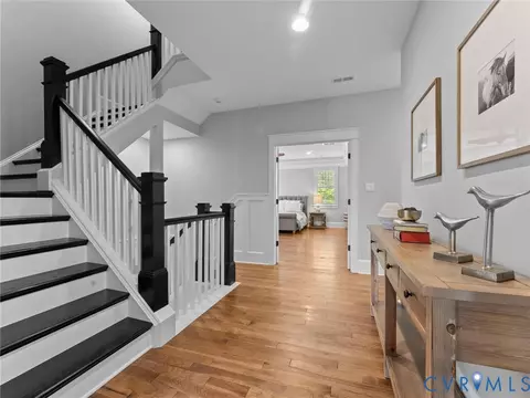 Entry Way - 1925 Limbeck Ln, Midlothian, VA 23112 photo 8 of 15