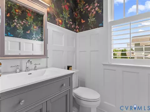 Bath - 1925 Limbeck Ln, Midlothian, VA 23112 photo 1 of 9