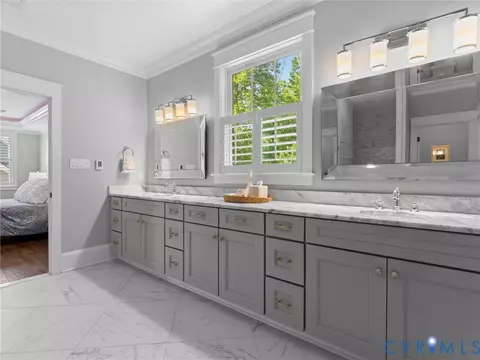 Bath - 1925 Limbeck Ln, Midlothian, VA 23112 photo 5 of 9