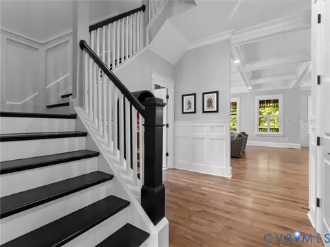 Entry Way - 1925 Limbeck Ln, Midlothian, VA 23112 photo 3 of 15