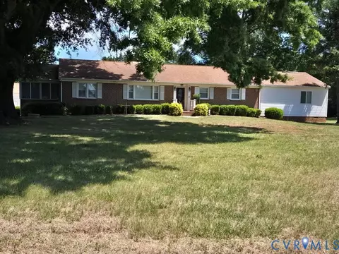 6 Mahan Rd, Farmville, VA 23901