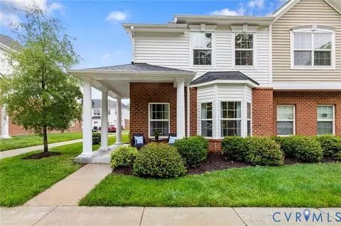 7370 Pebble Lake Dr, Mechanicsville, VA 23111