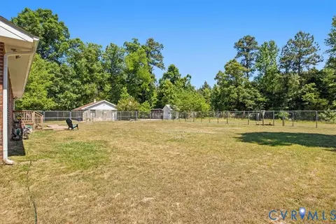 Exterior - 15503 Eppes Rd, Dewitt, VA 23840 photo 9 of 10