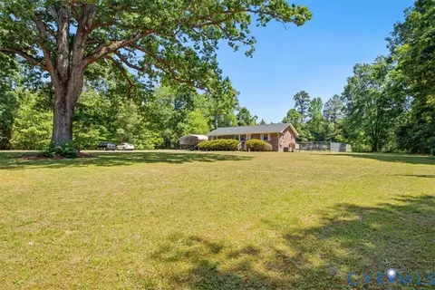 Exterior - 15503 Eppes Rd, Dewitt, VA 23840 photo 3 of 6
