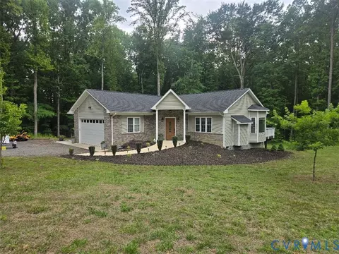 2614 Butterwood Dr, Powhatan, VA 23139