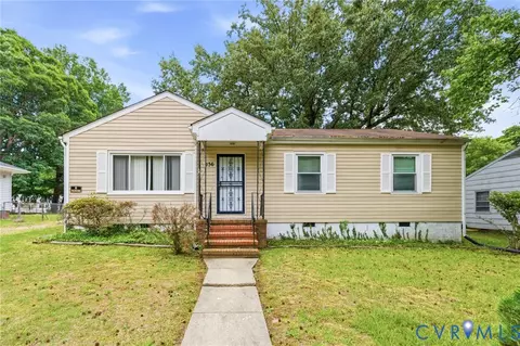 136 Holly Hill Dr, Petersburg, VA 23805