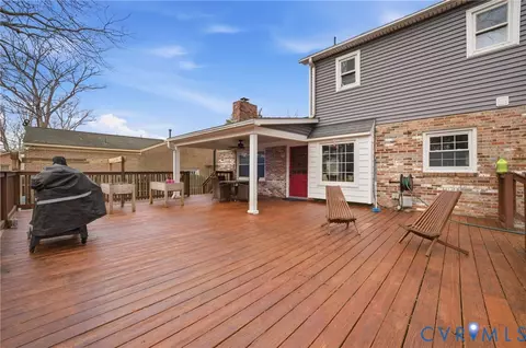 Exterior - 208 Shifting Log Dr, Hampton, VA 23669 photo 4 of 4