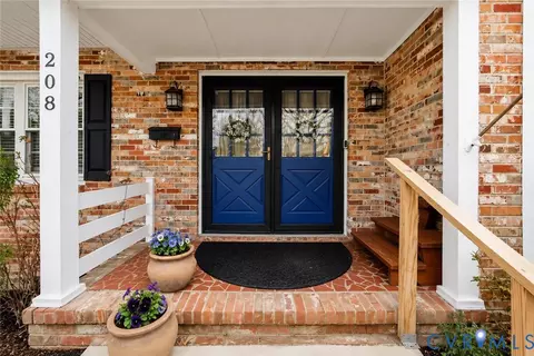 Exterior - 208 Shifting Log Dr, Hampton, VA 23669 photo 2 of 4