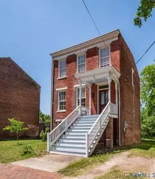 247 Grove Ave, Petersburg, VA 23803