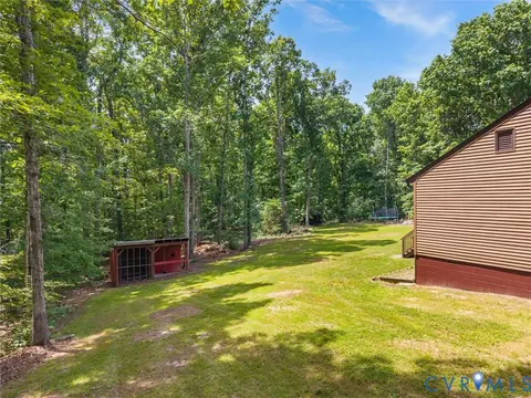 Exterior - 4616 Paynes Mill Rd, Bumpass, VA 23024 photo 7 of 13