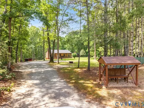 Exterior - 4616 Paynes Mill Rd, Bumpass, VA 23024 photo 2 of 13
