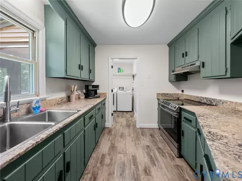 Kitchen - 4616 Paynes Mill Rd, Bumpass, VA 23024 photo 2 of 4
