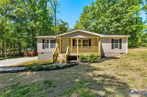 9460 Amelia Springs Rd, Jetersville, VA 23083