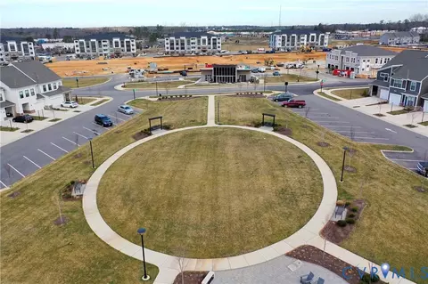 View/Area - 4118 Ebbies Xing, Midlothian, VA 23112 photo 5 of 6