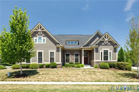 3542 Seaford Crossing Dr, Midlothian, VA 23113