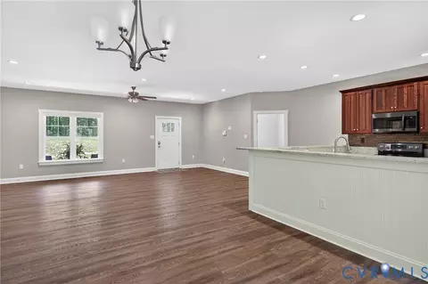 3834 Three Chopt Rd, Gum Spring, VA 23065 photo 14