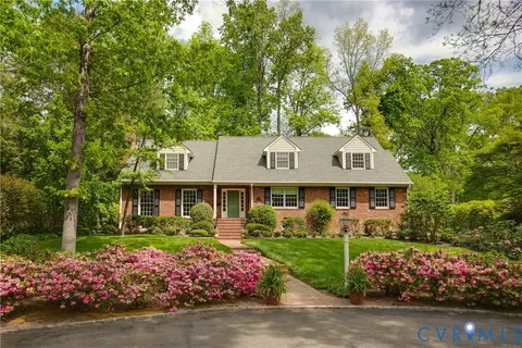 6806 University Dr, Richmond, VA 23229