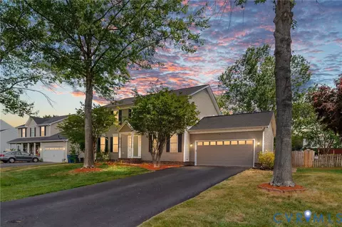 39 Dawson Dr, Fredericksburg, VA 22405